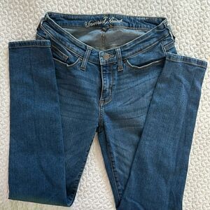 Universal Threads Blue Slim Fit Skinny Jeans Jeggings Mid Rise Stretch 0/25r